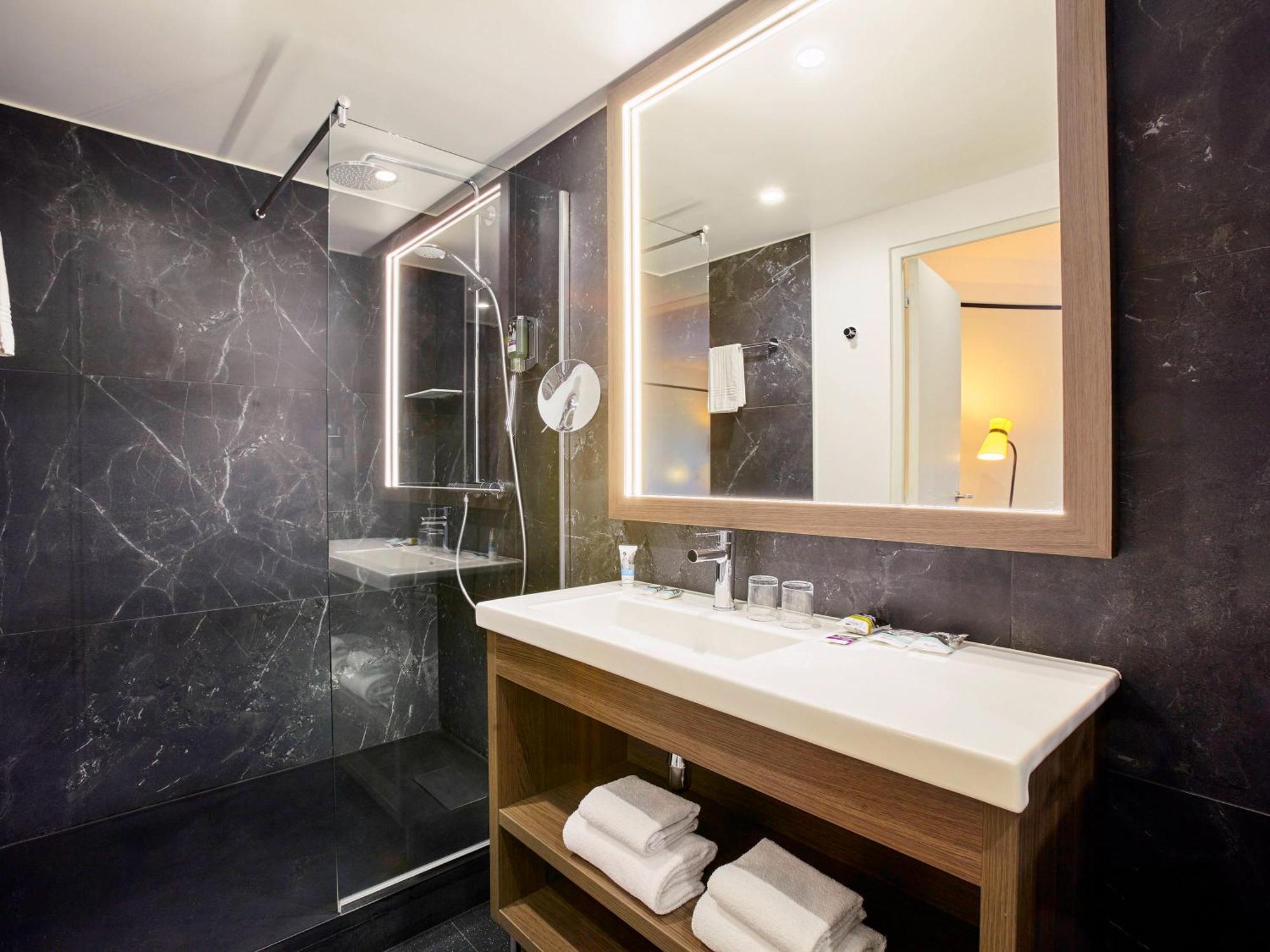 Mercure Paris Saint-Ouen Eksteriør bilde